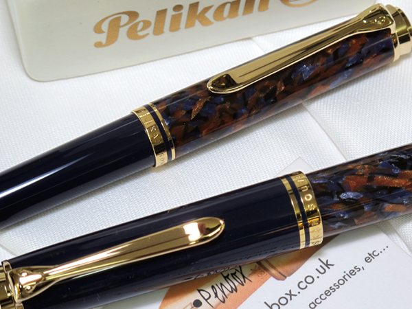 Pelikan Souveran M800 Stone Garden fountain and ballpoint pens.