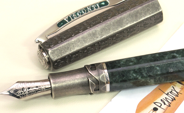 Visconti Magnifico Serpentine Green fountain pen.